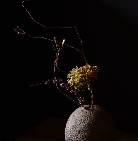 花根 意思|花道 Ikebana：讓花重新綻放，日本傳統插花藝術 – dans le gris